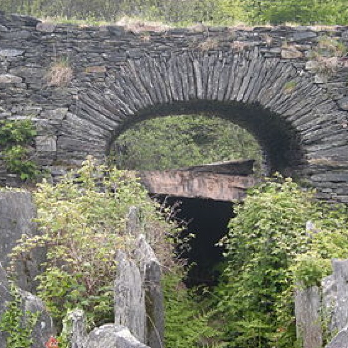 Photo de Allée couverte de Coët Correc à Mûr-de-Bretagne