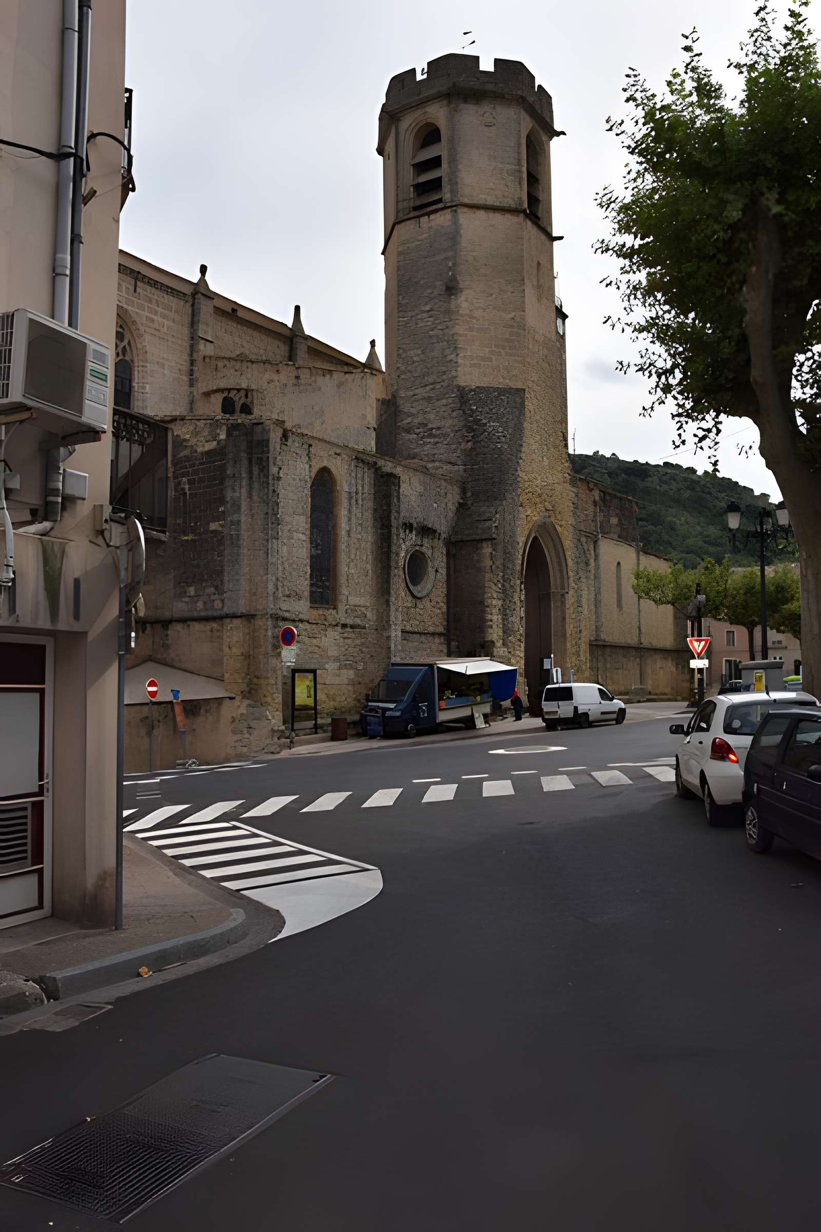 Collégiale Saint-Paul de Clermont-l'Hérault