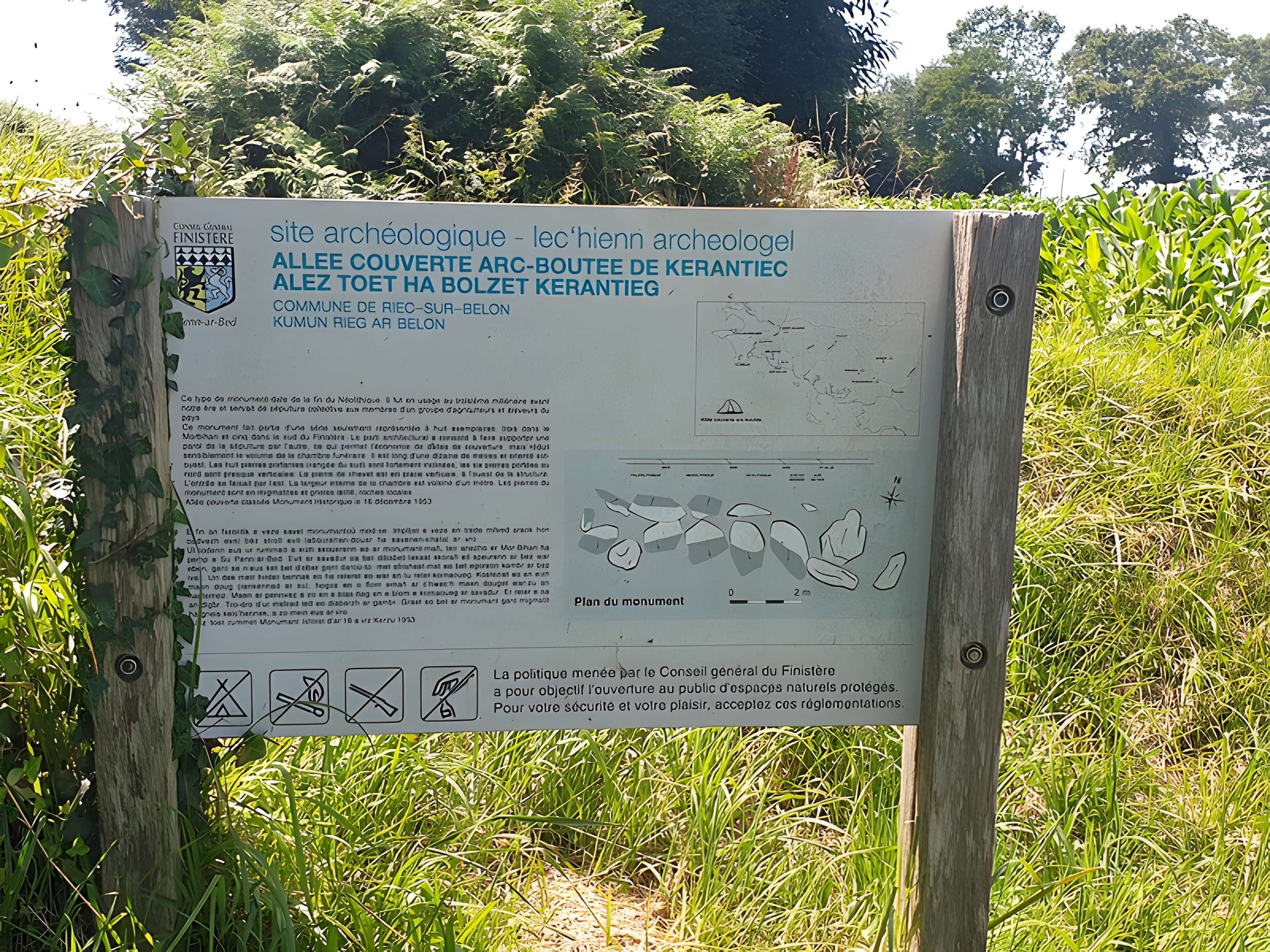 Allée couverte de Kerantiec à Riec-sur-Bélon