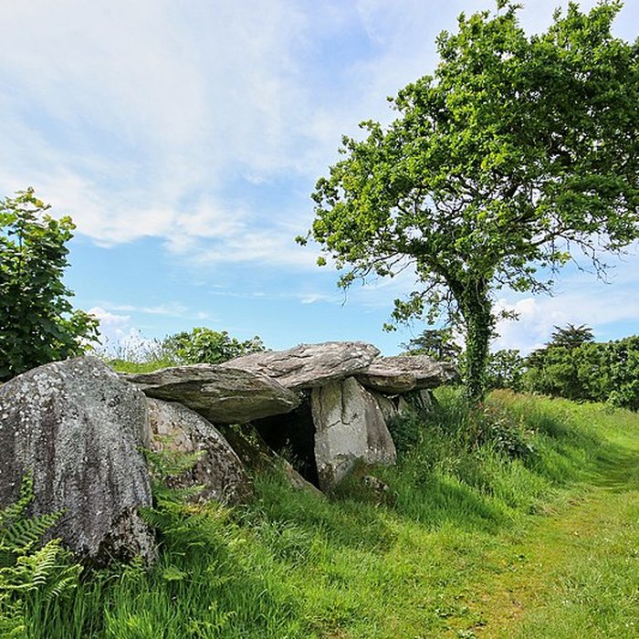 Photo de Allée couverte de Kerbalannec à Beuzec-Cap-Sizun