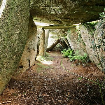 Allée couverte de Kerbalannec à Beuzec-Cap-Sizun