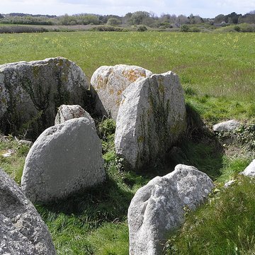 Allée couverte de Kerugon à Plomeur