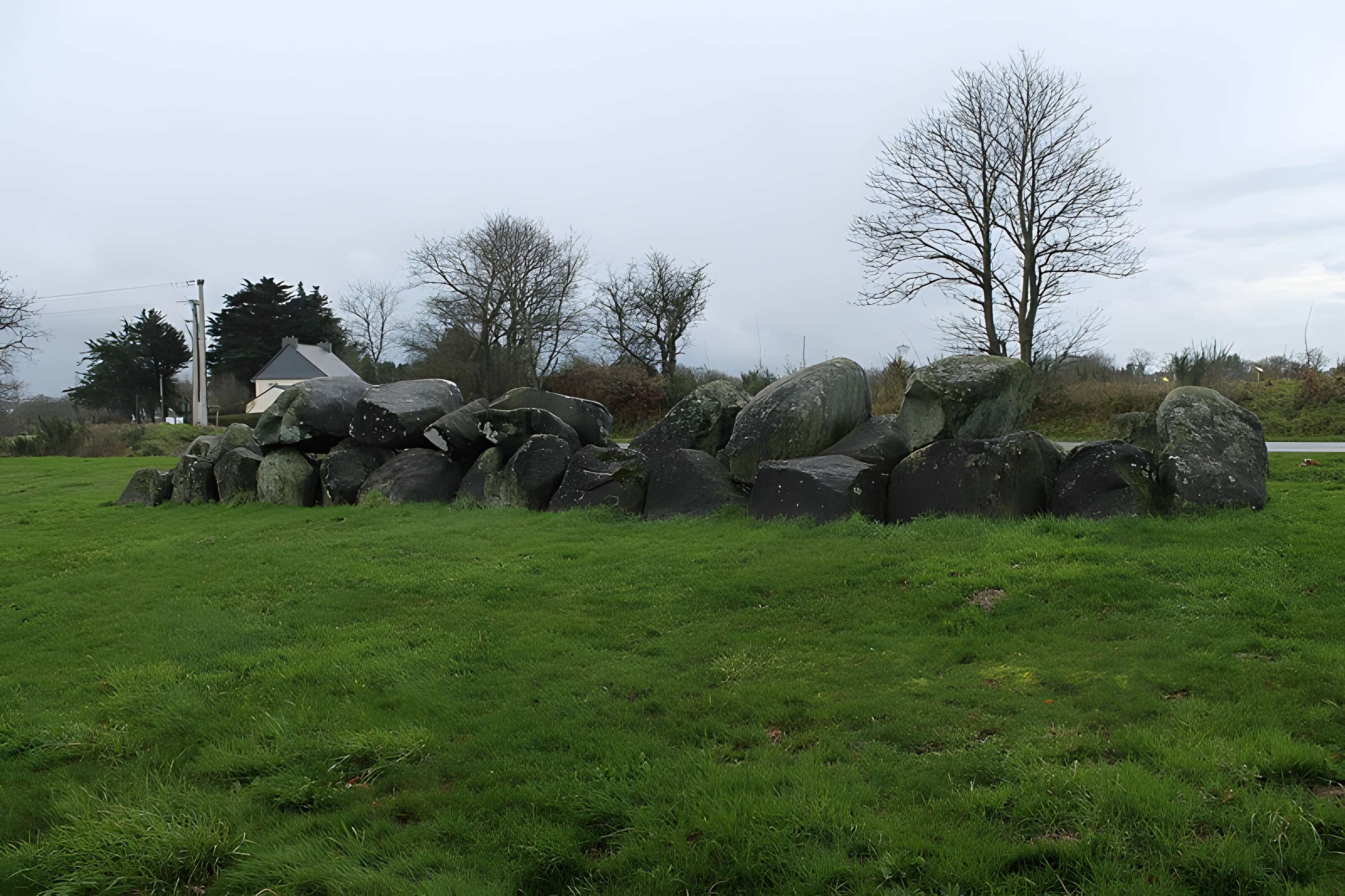 Allée couverte de la Couette à Ploufragan
