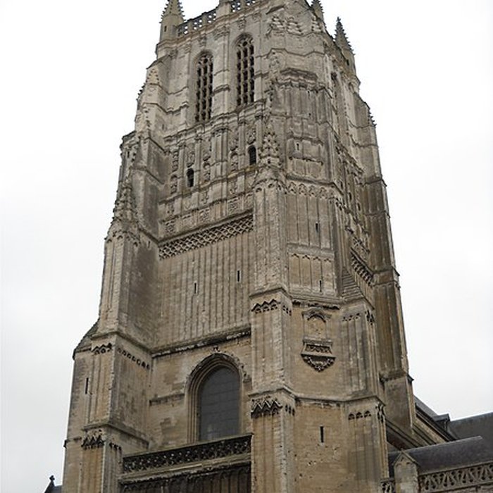 Photo de Collégiale Saint-Pierre dAire-sur-la-Lys
