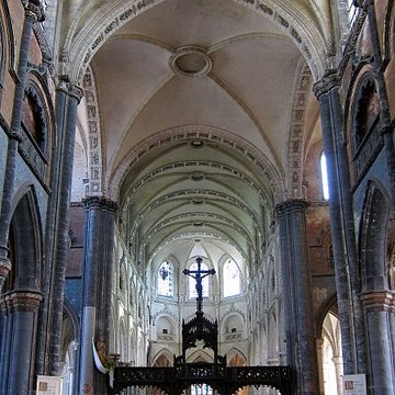 Collégiale Saint-Pierre dAire-sur-la-Lys