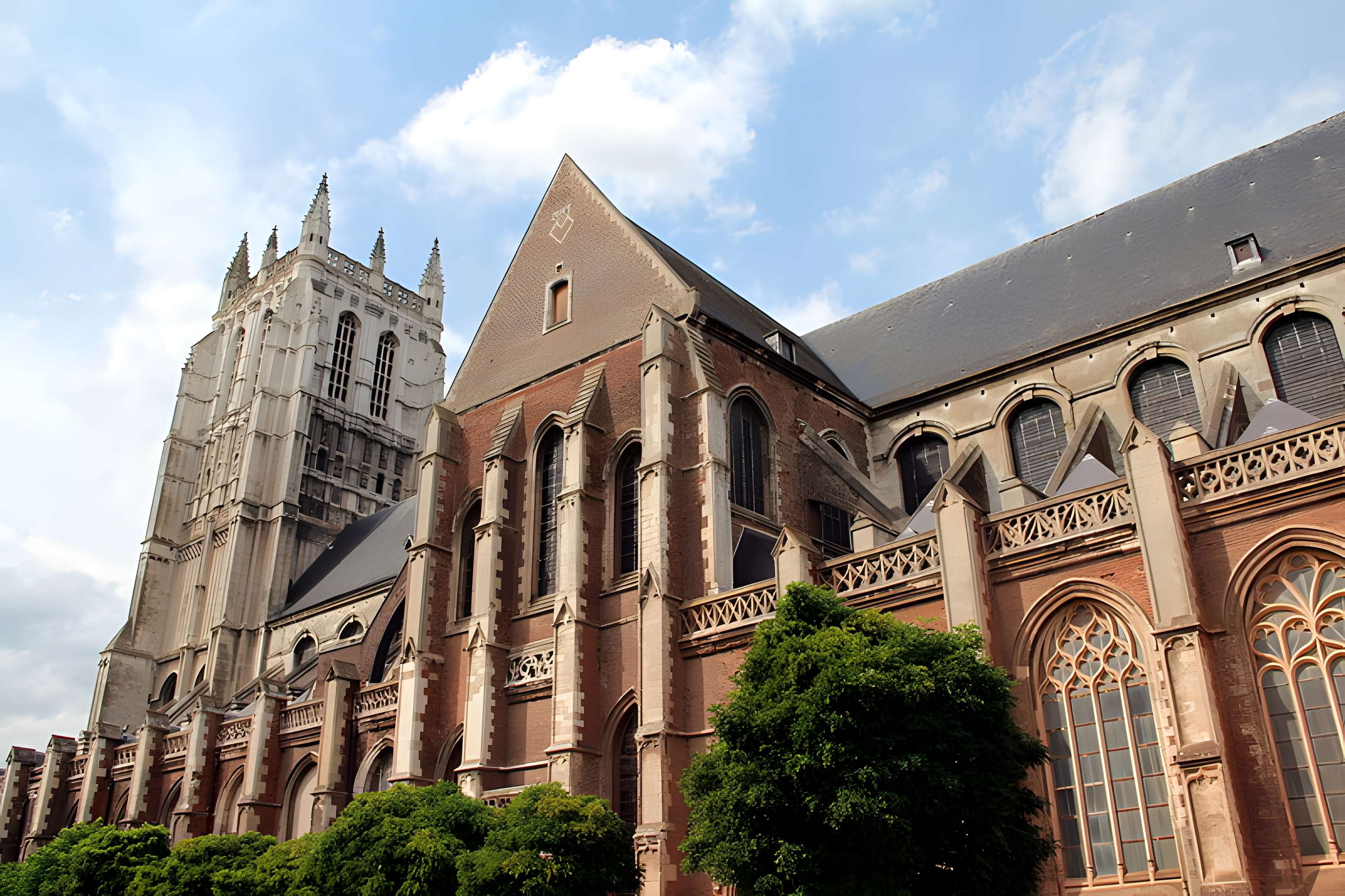 Collégiale Saint-Pierre d'Aire-sur-la-Lys