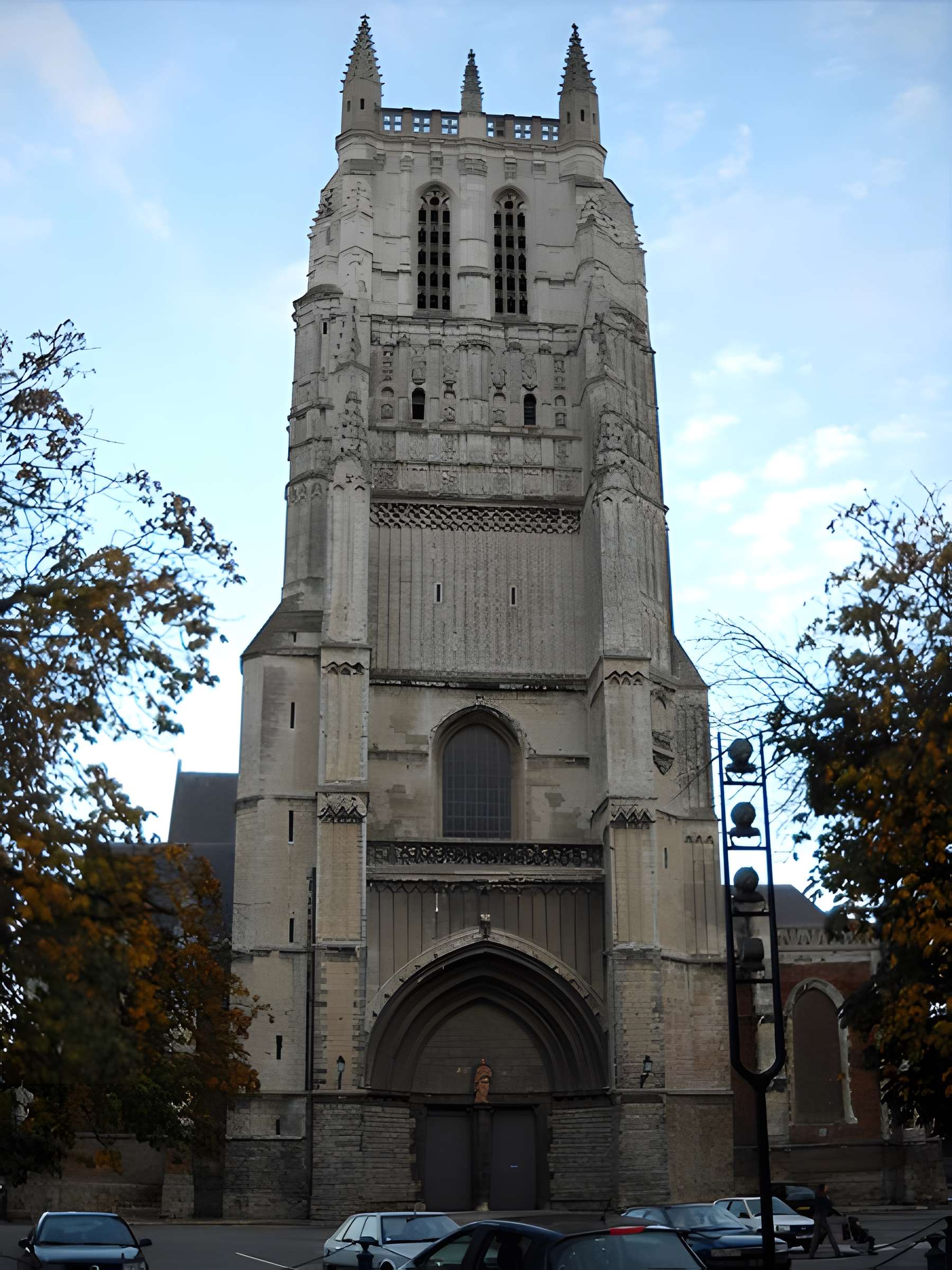 Collégiale Saint-Pierre d'Aire-sur-la-Lys
