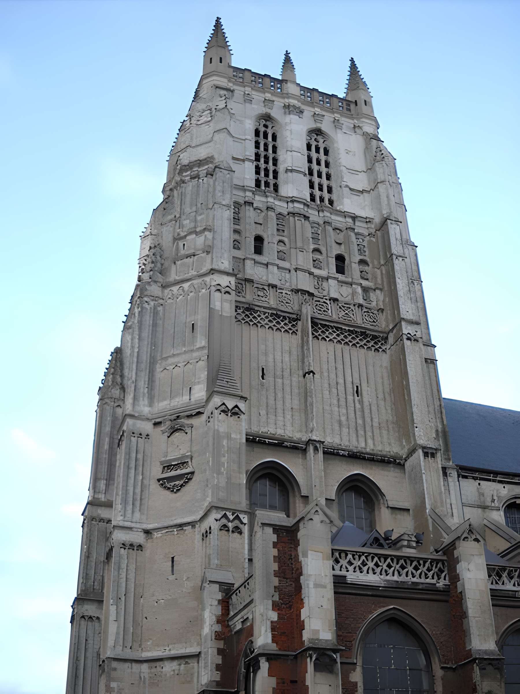 Collégiale Saint-Pierre d'Aire-sur-la-Lys