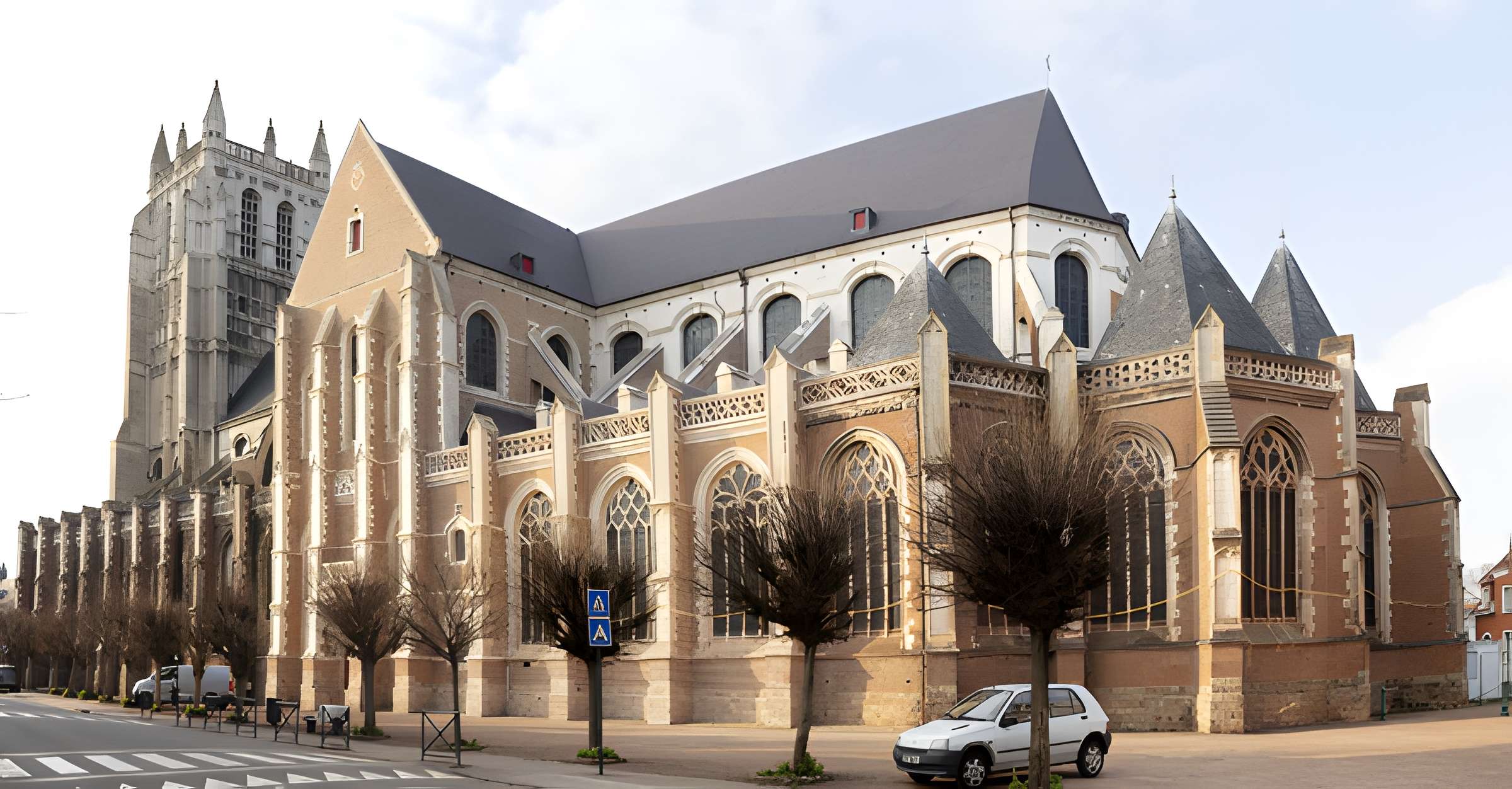 Collégiale Saint-Pierre d'Aire-sur-la-Lys