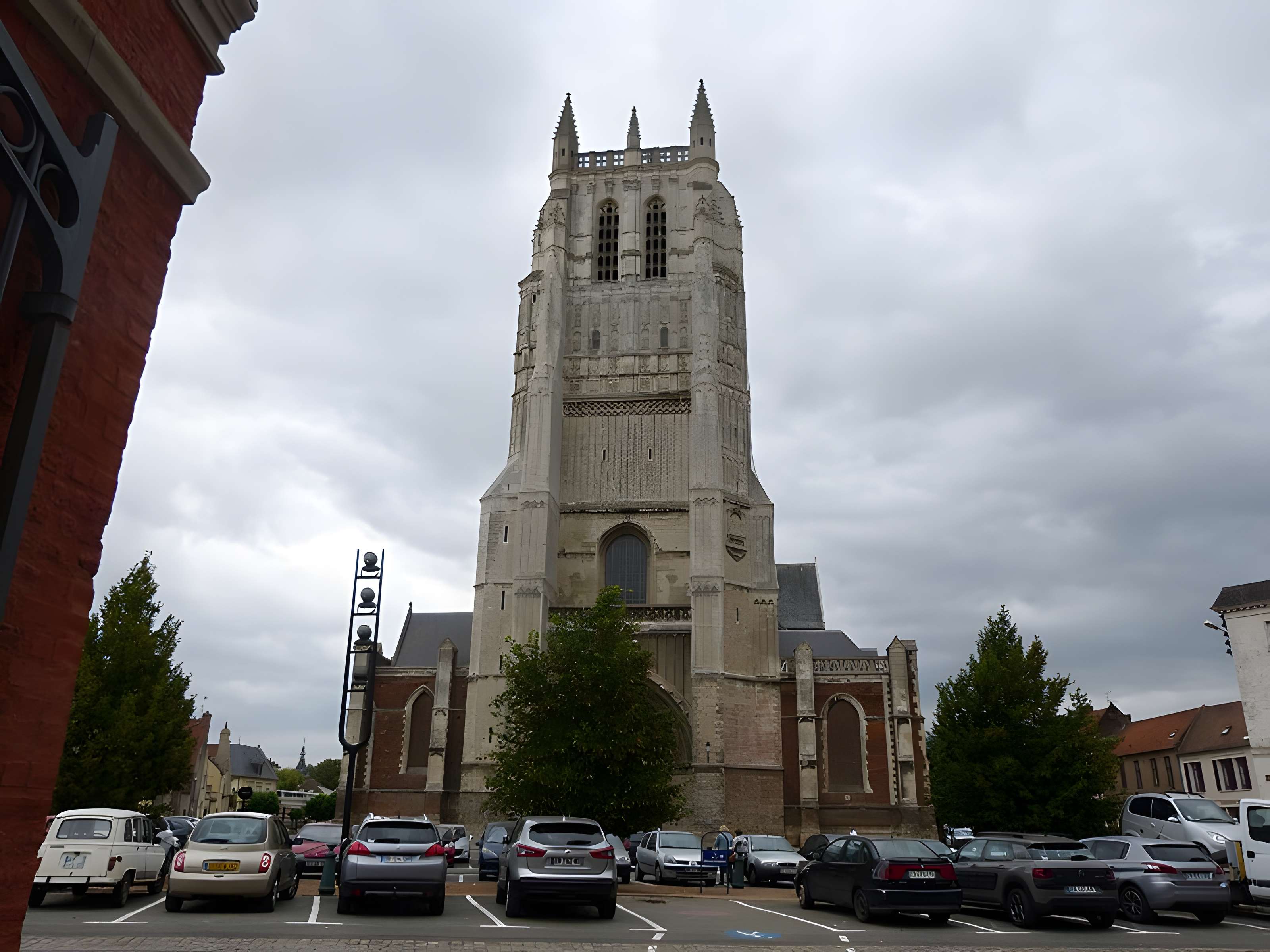 Collégiale Saint-Pierre d'Aire-sur-la-Lys