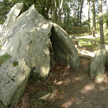 Allée couverte de Lesconil à Poullan-sur-Mer