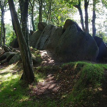 Allée couverte de Lesconil à Poullan-sur-Mer