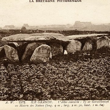 Allée couverte de lÎle-Grande à Pleumeur-Bodou