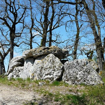 Allée couverte du Blanc de Nojals-et-Clotte