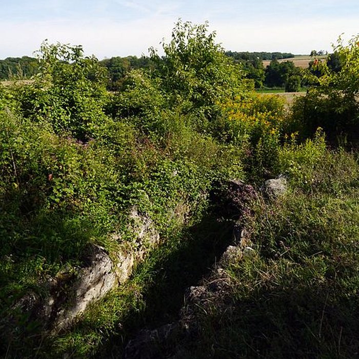 Photo de Allée couverte du Blanc Val à Presles