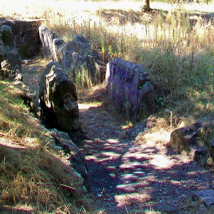 Photo de Allée couverte du cimetière aux Anglais à Vauréal