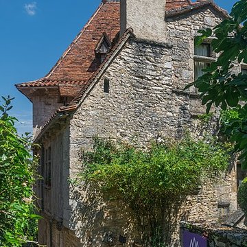 Ancien hôpital, actuellement maison Daura