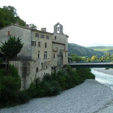 Ancienne église Saint-Apollinaire de Pontaix