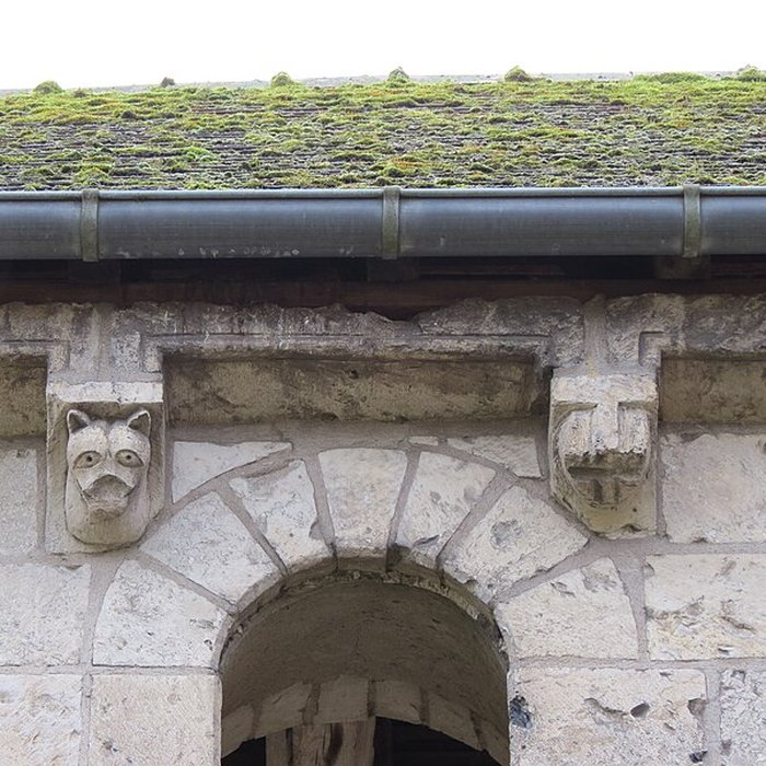 Photo de Ancienne église Saint-Jacques-du-Mont-aux-Malades de Mont-Saint-Aignan