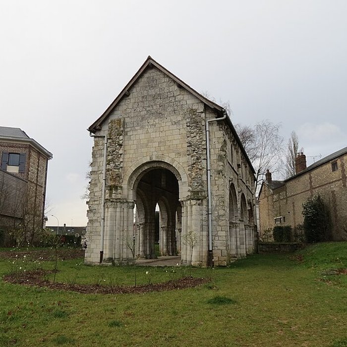 Photo de Ancienne église Saint-Jacques-du-Mont-aux-Malades de Mont-Saint-Aignan