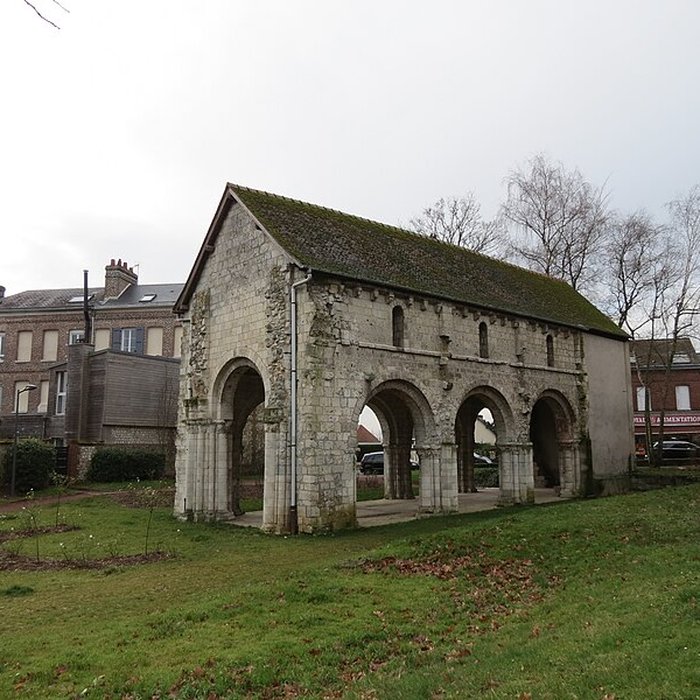 Photo de Ancienne église Saint-Jacques-du-Mont-aux-Malades de Mont-Saint-Aignan