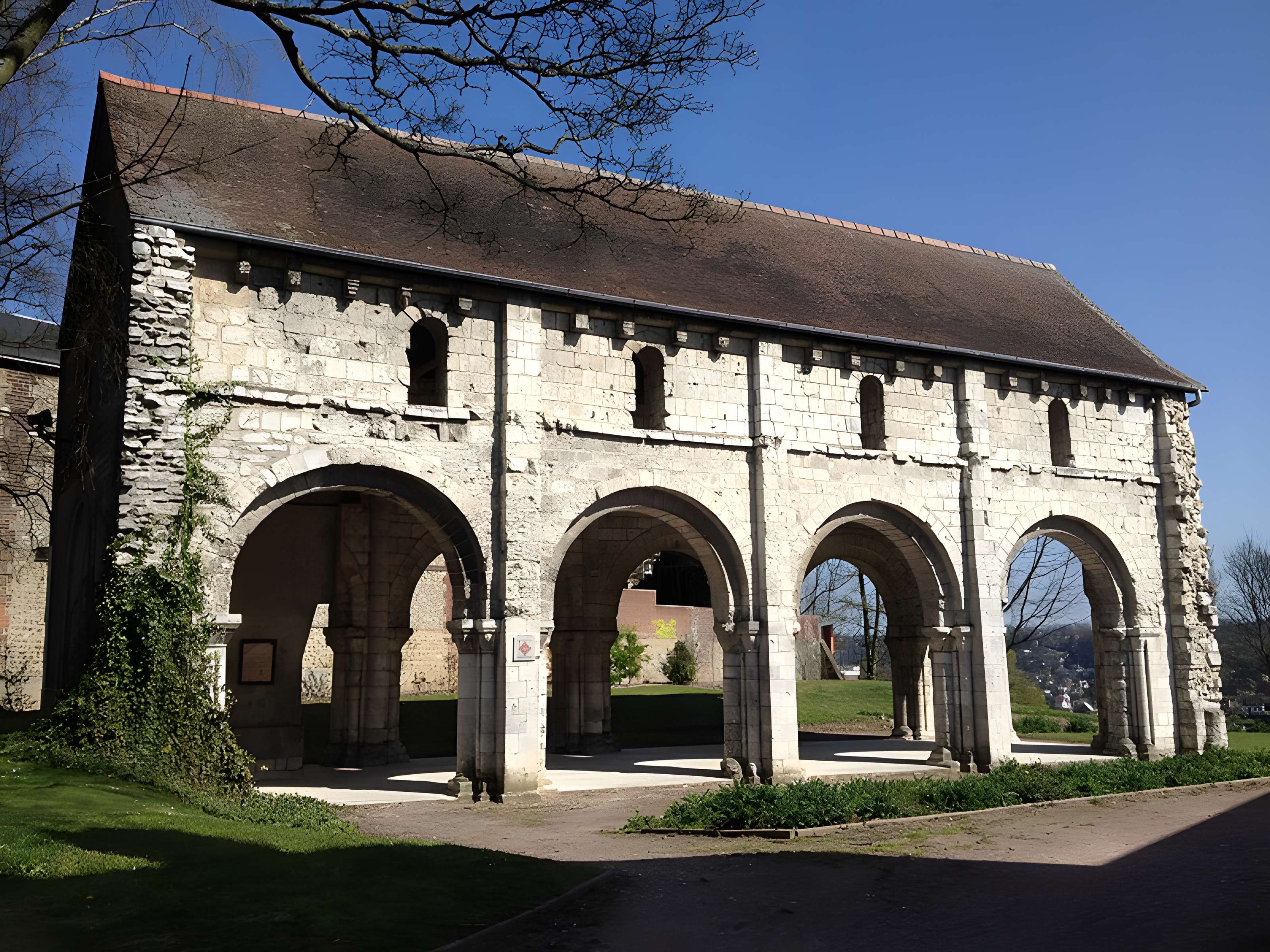 Ancienne église Saint-Jacques-du-Mont-aux-Malades de Mont-Saint-Aignan