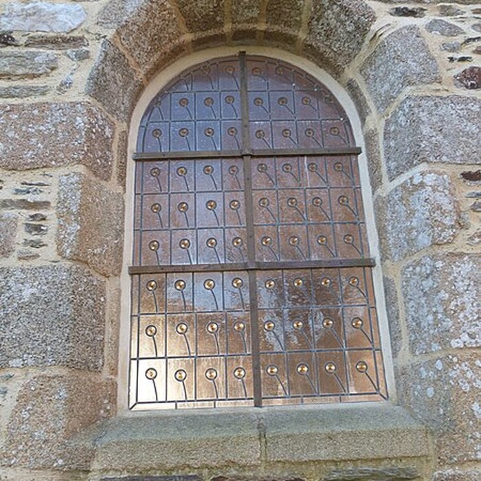 Photo de Ancienne église Saint-Maudez-et-Sainte-Juvette de Henvic