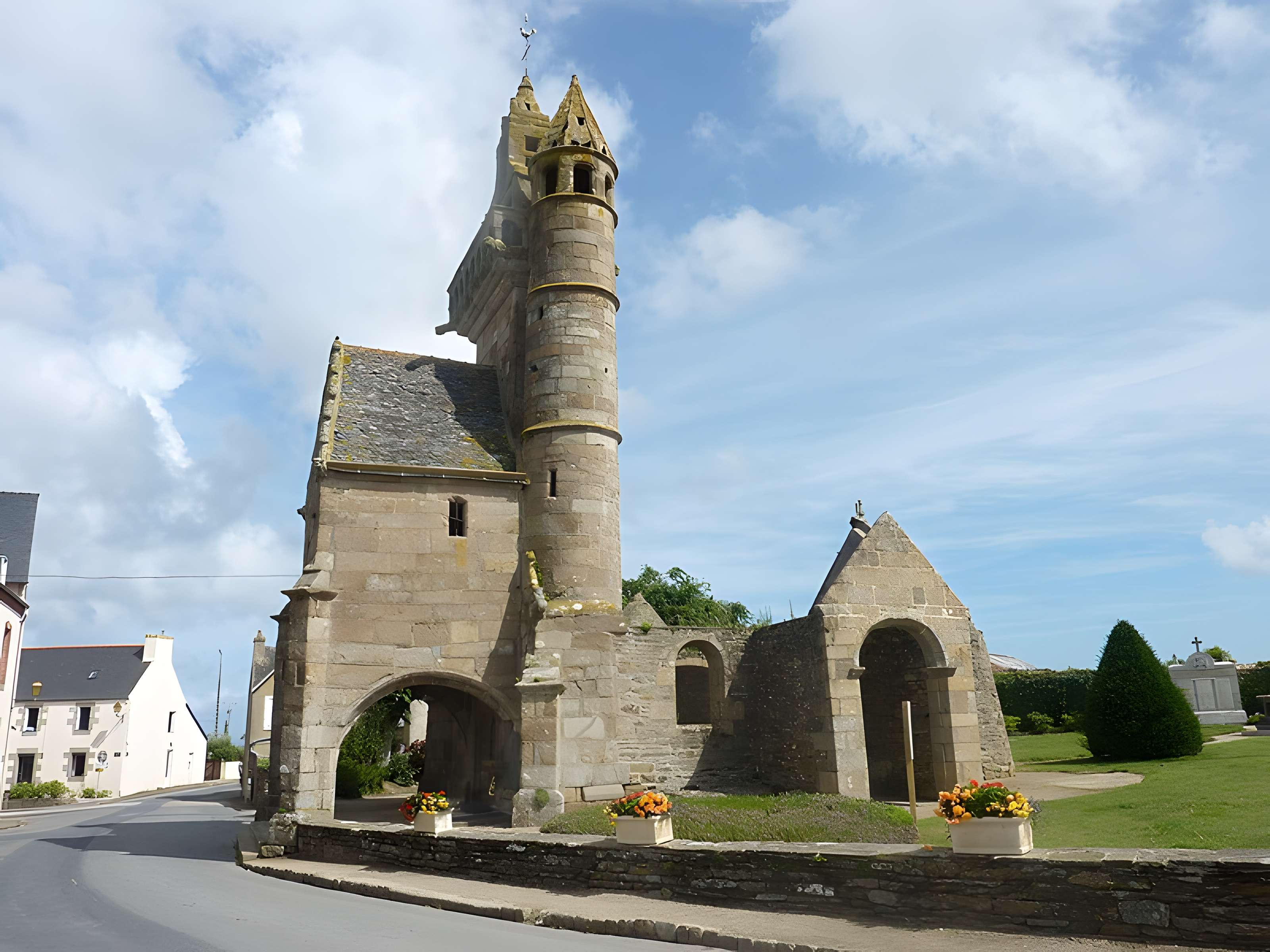 Ancienne église Saint-Maudez-et-Sainte-Juvette de Henvic