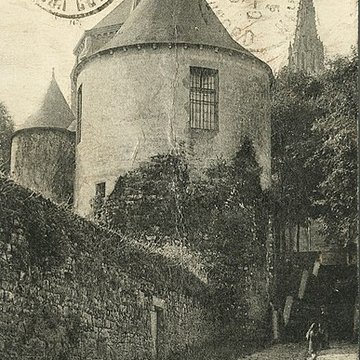 Anciennes fortifications de Quintin