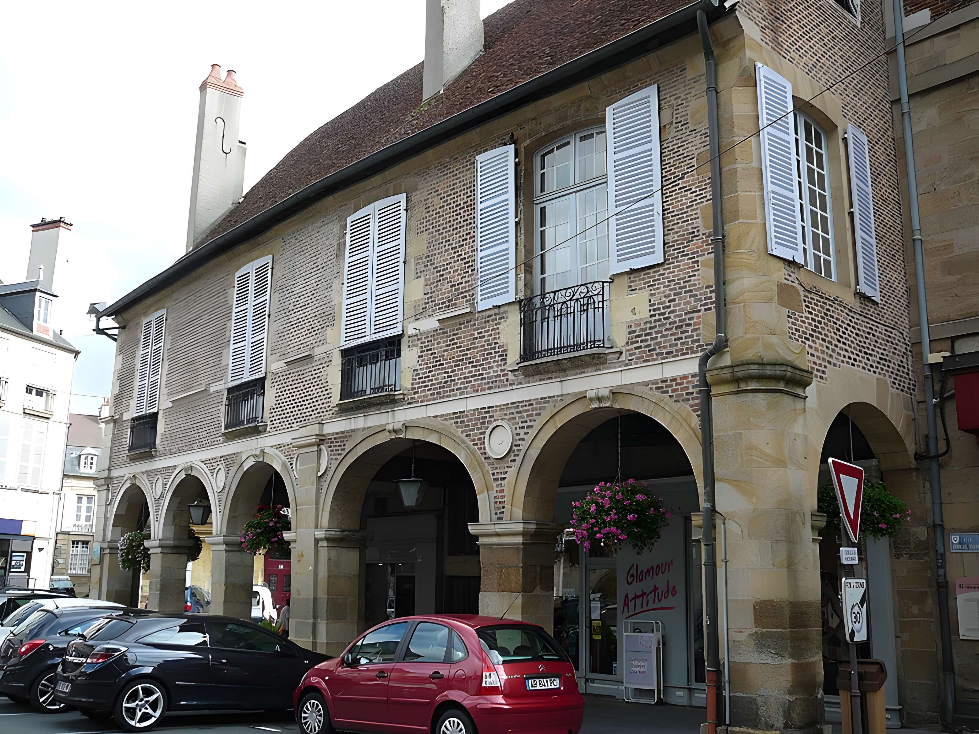 Anciennes Halles de Moulins
