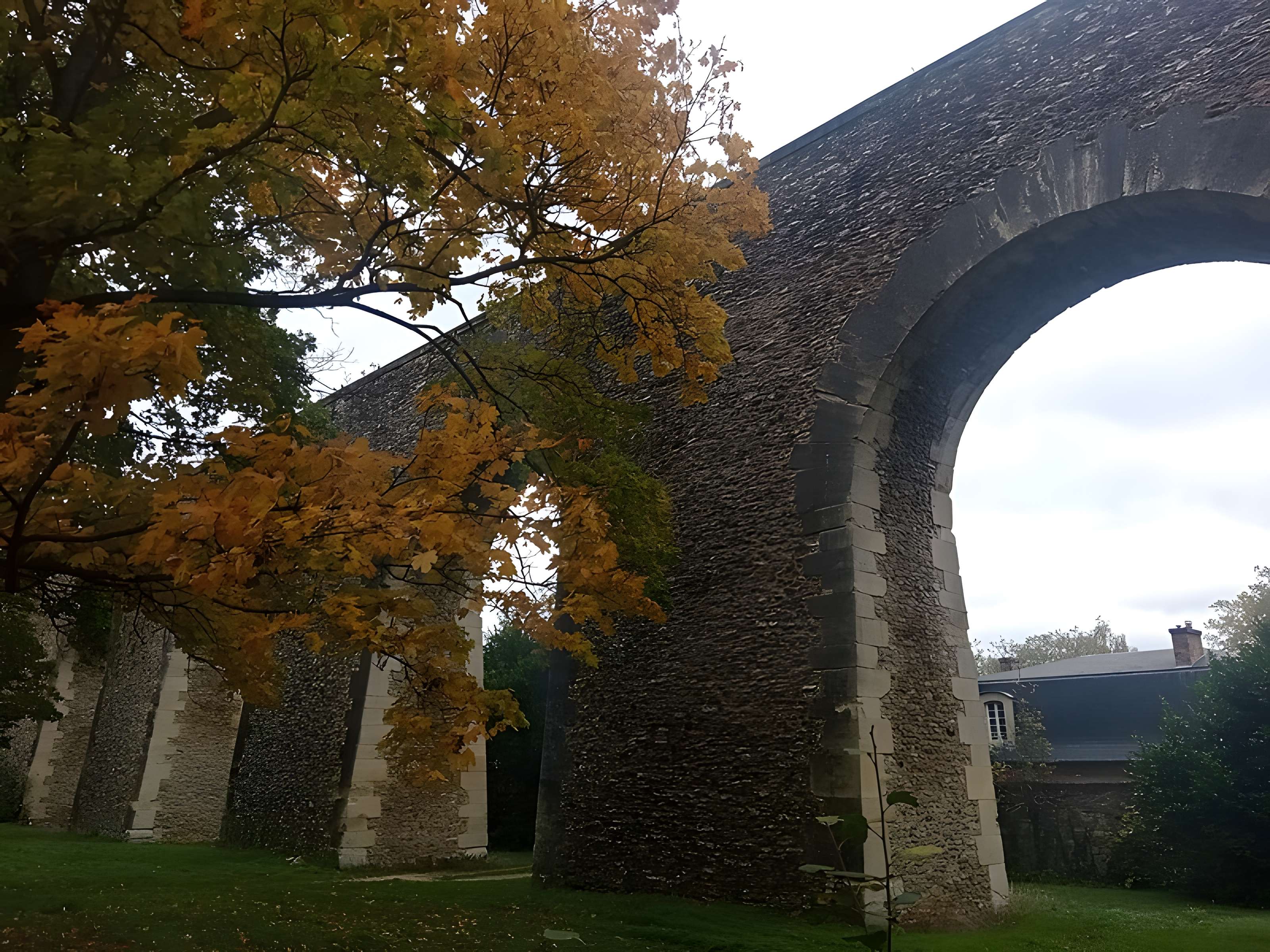 Aqueduc de Louveciennes