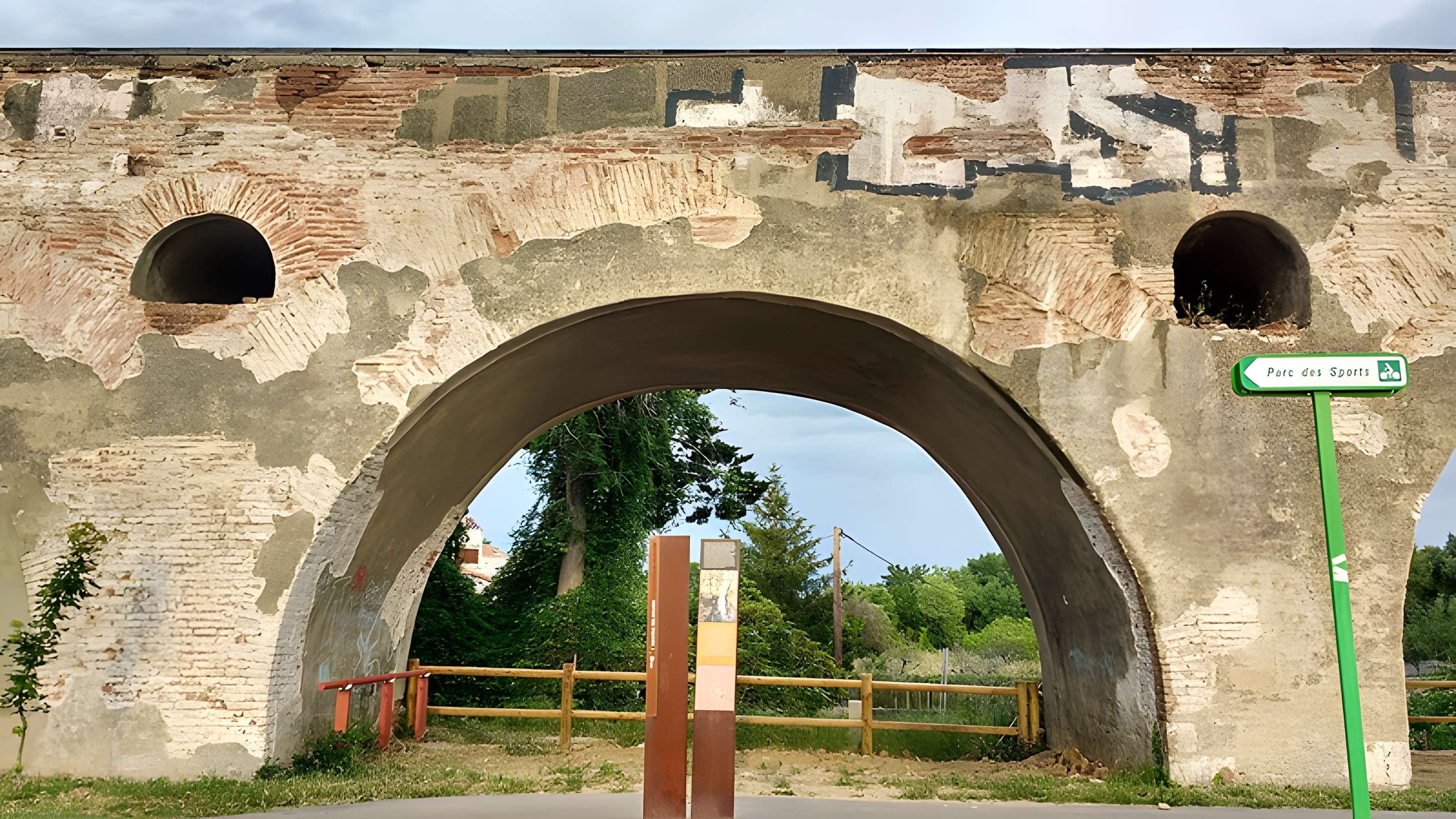 Aqueduc des Arcades du Pont-canal de Perpignan