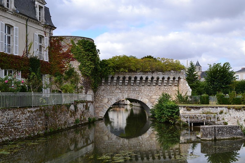 Photo de Arche des Grands Prés à Vendôme