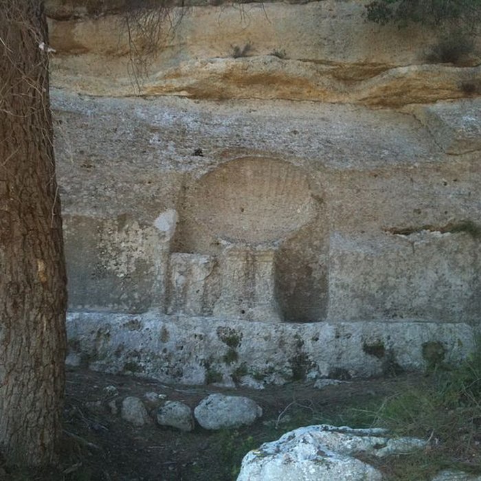 Photo de Autel de la Coquille à Fontvieille