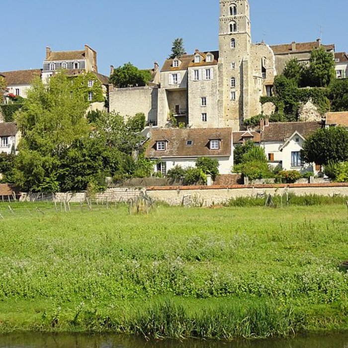 Photo de Basilique Saint-Thugal de Château-Landon