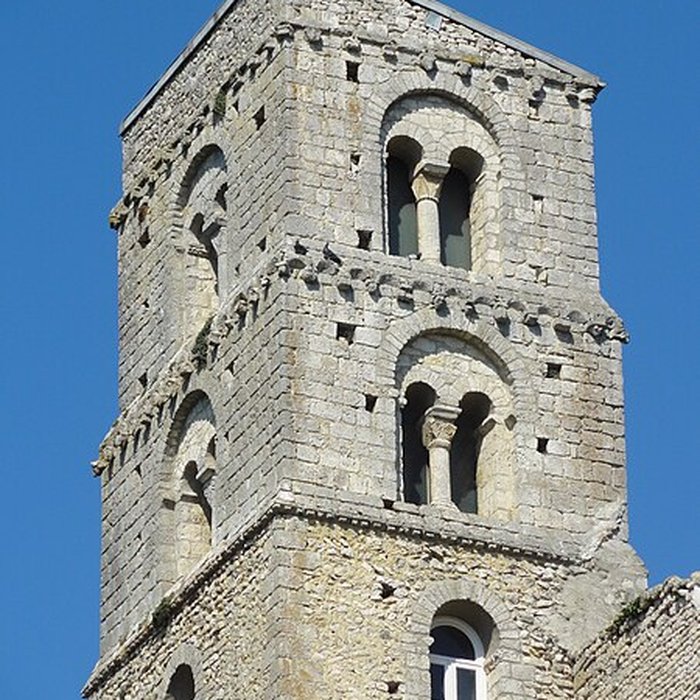 Photo de Basilique Saint-Thugal de Château-Landon