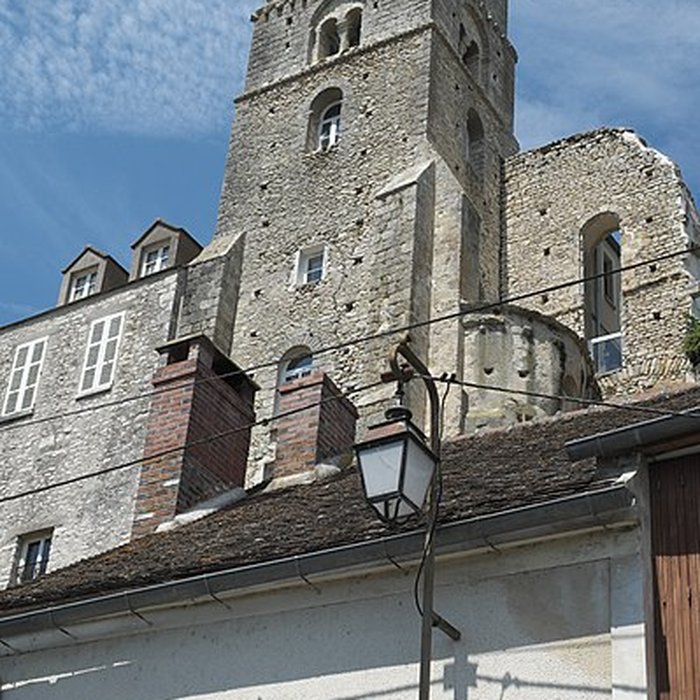 Photo de Basilique Saint-Thugal de Château-Landon