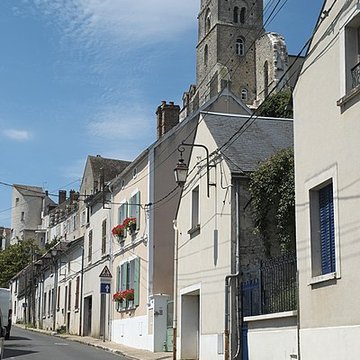 Basilique Saint-Thugal de Château-Landon