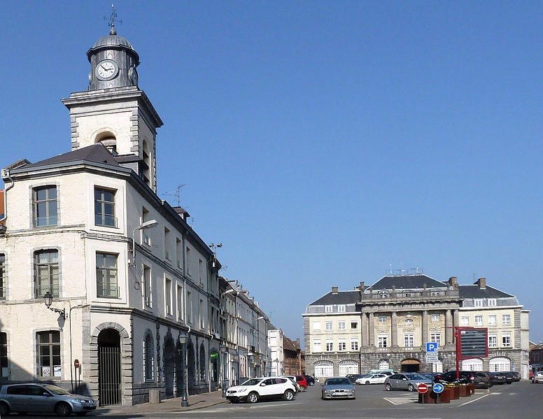 Photo de Corps de garde - beffroi et maisons attenantes
