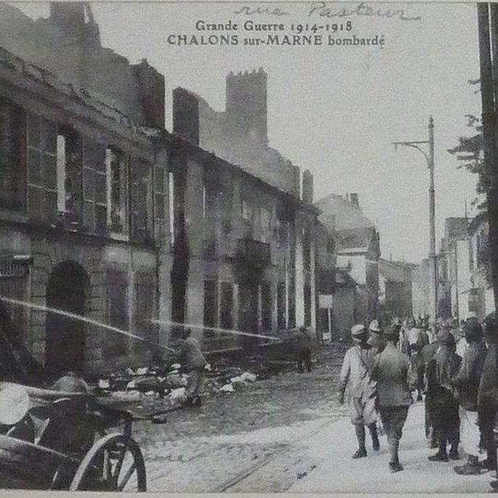 Photo de Bibliothèque Georges-Pompidou de Châlons-en-Champagne