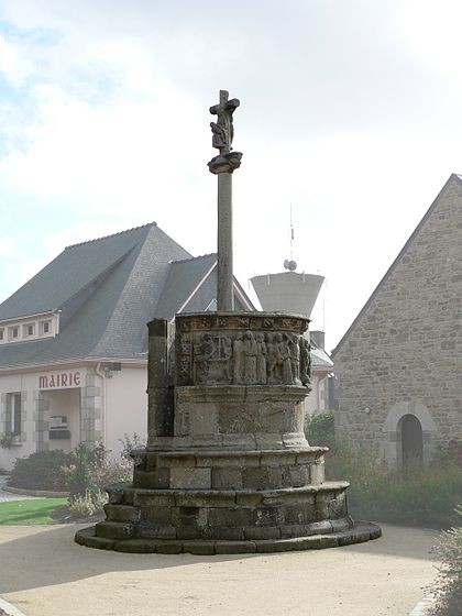 Photo de Calvaire du xve siècle de Pleubian