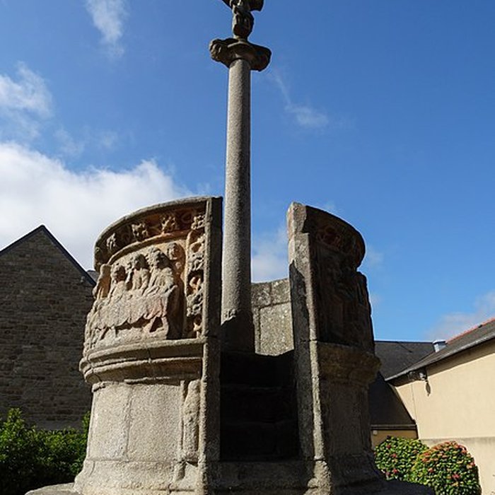 Photo de Calvaire du xve siècle de Pleubian