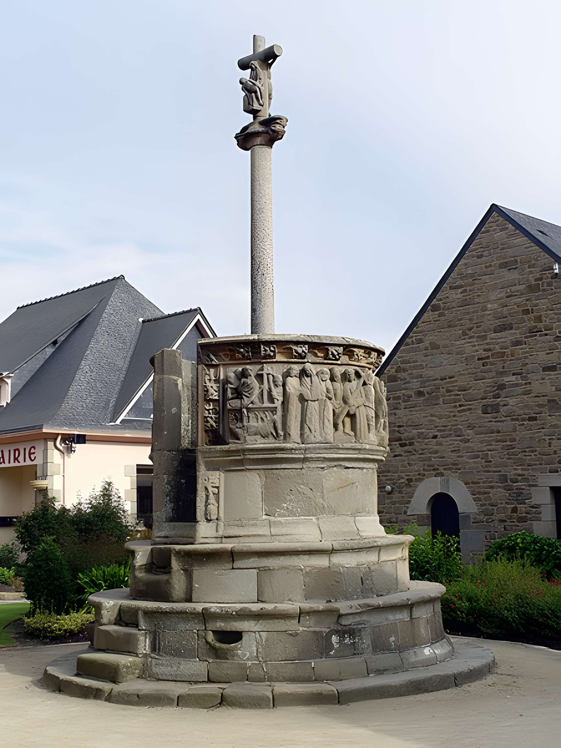 Calvaire du xve siècle de Pleubian