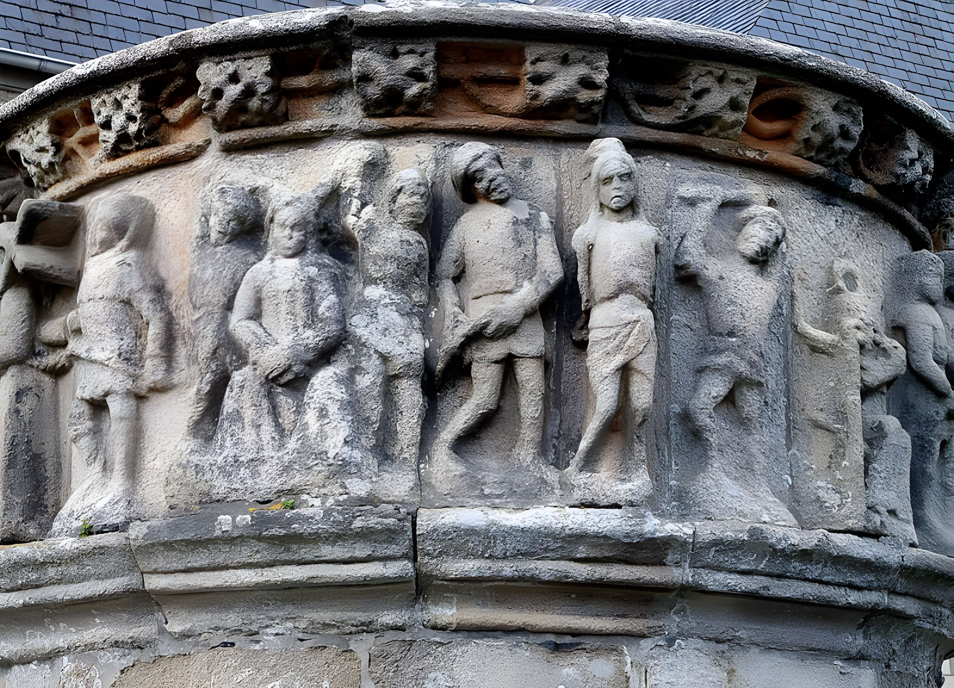 Calvaire du xve siècle de Pleubian