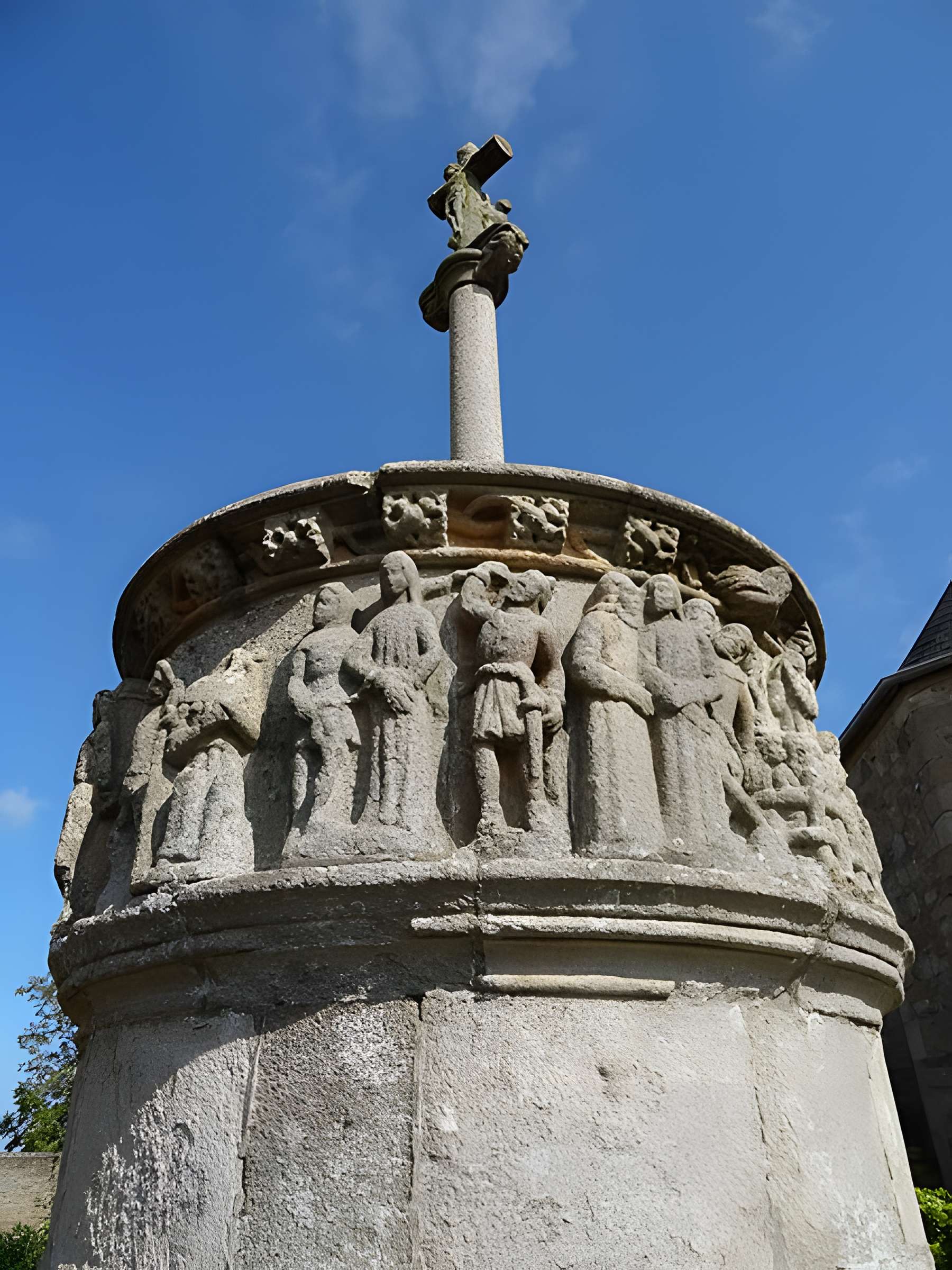 Calvaire du xve siècle de Pleubian