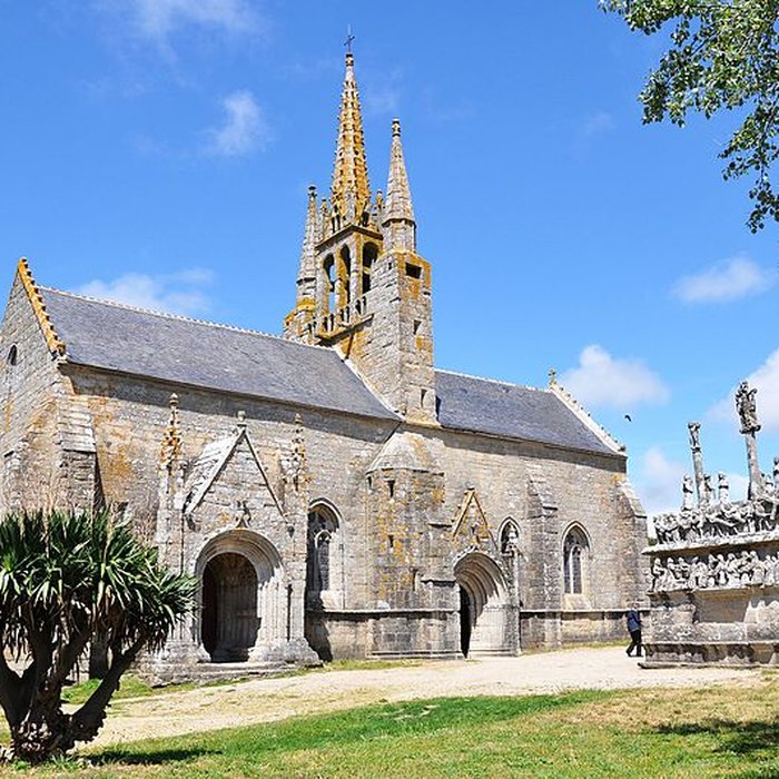 Photo de Calvaire et chapelle de Tronoën