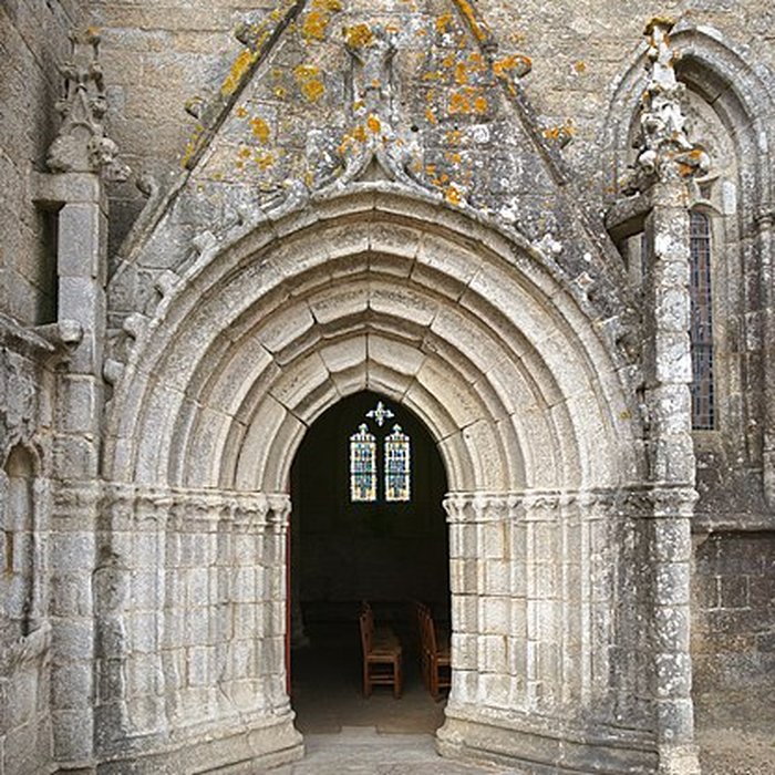 Photo de Calvaire et chapelle de Tronoën