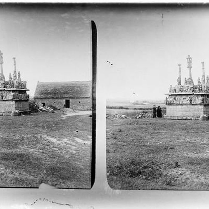Photo de Calvaire et chapelle de Tronoën