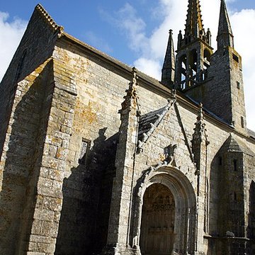 Calvaire et chapelle de Tronoën
