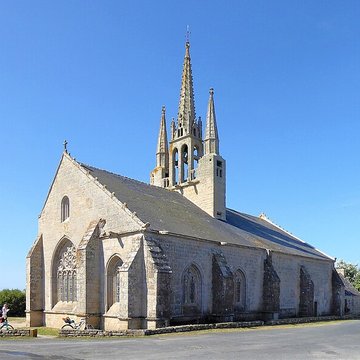 Calvaire et chapelle de Tronoën
